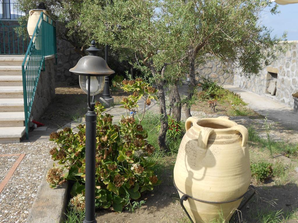 Case Vacanze Margherita Липари Екстериор снимка